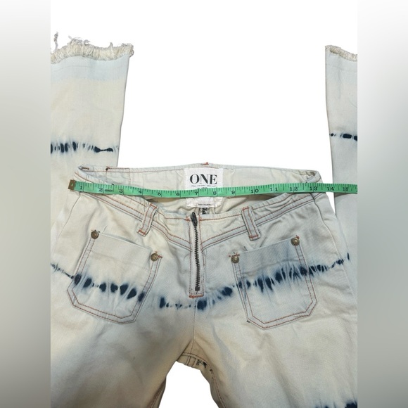 ONE Teaspoon Ziggy Bleach Flares Size 22 - Picture 7 of 10